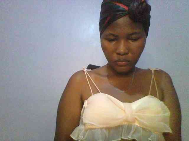 Pretty-thalia1 webcam