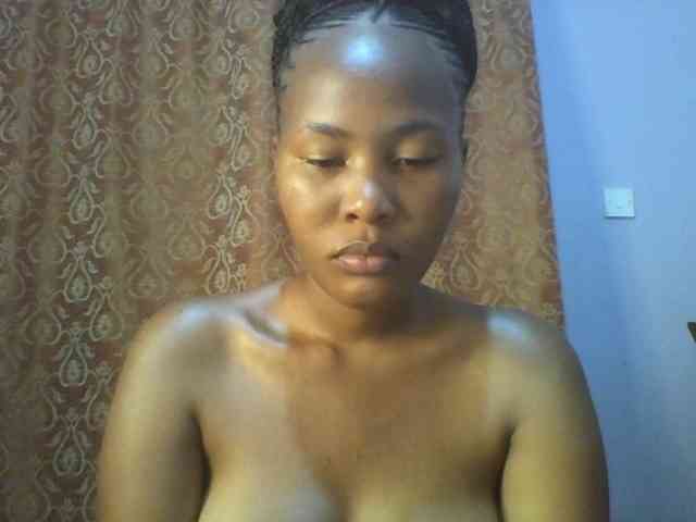 Pretty-thalia1 Pretty-thalia1