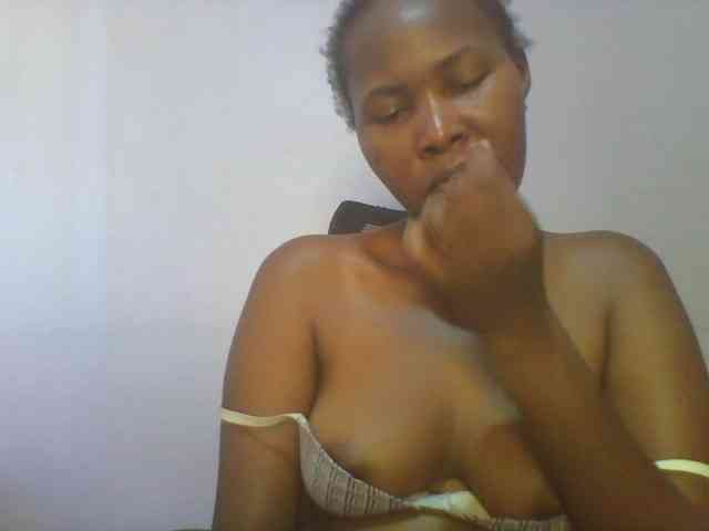 Pretty-thalia1 Pretty-thalia1