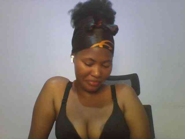 Pretty-thalia1 webcam