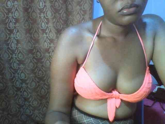 Pretty-thalia1 Pretty-thalia1