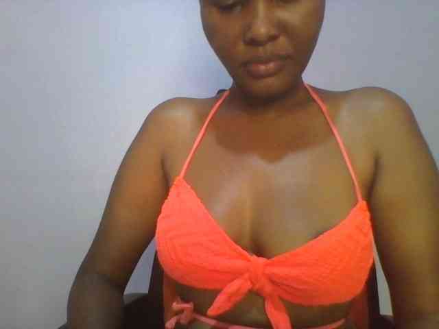 Pretty-thalia1 webcam