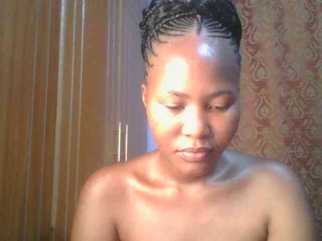 Pretty-thalia1 Pretty-thalia1