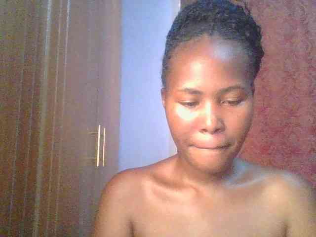 Pretty-thalia1 webcam