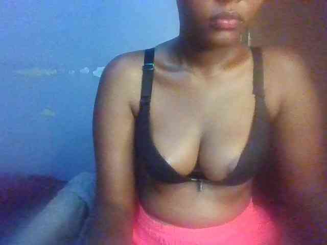 Pretty-thalia1 webcam