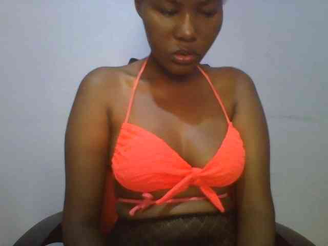 Pretty-thalia1 webcam