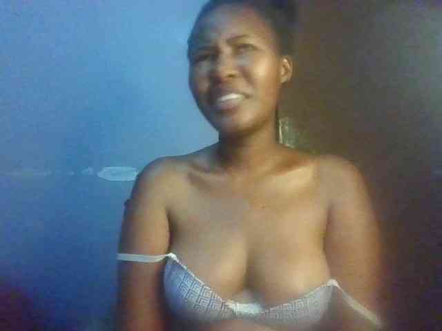 Pretty-thalia1 webcam