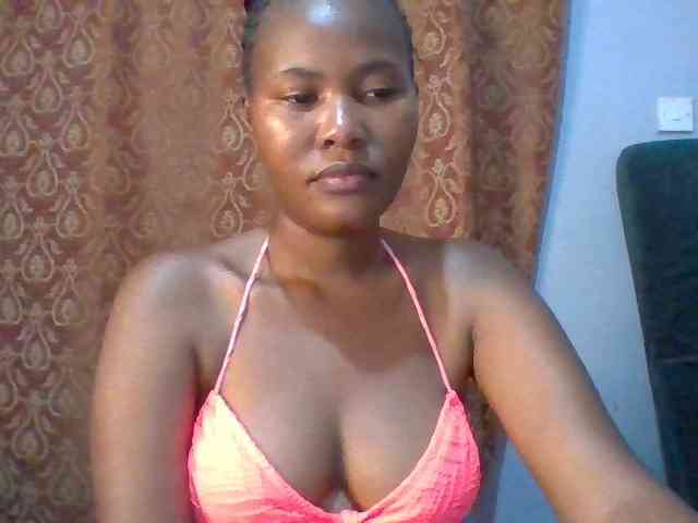 Pretty-thalia1 webcam