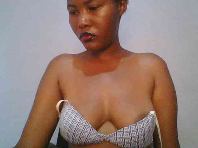 Pretty-thalia1 webcam