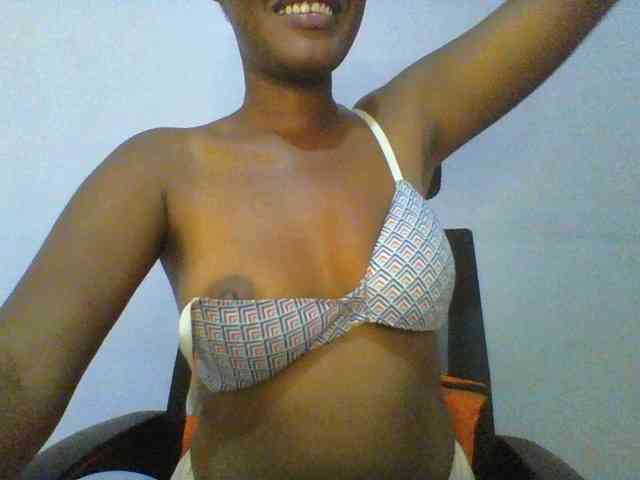 Pretty-thalia1 webcam