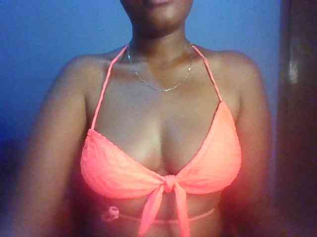 Pretty-thalia1 webcam