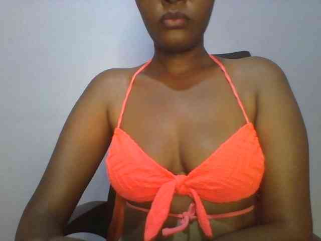 Pretty-thalia1 webcam