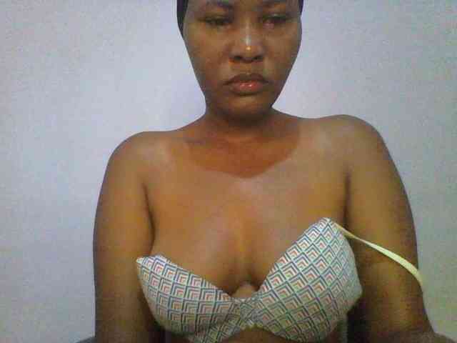 Pretty-thalia1 Pretty-thalia1