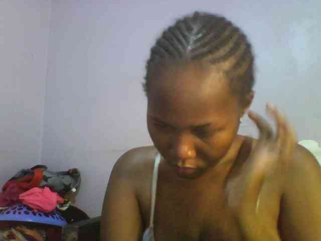 Pretty-thalia1 Pretty-thalia1