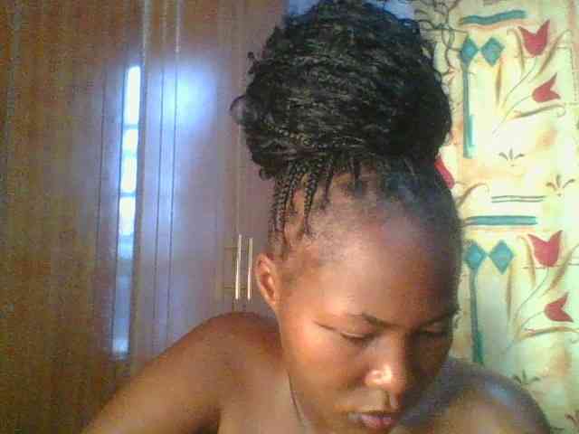 Pretty-thalia1 webcam