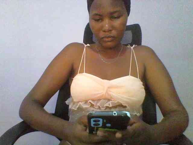 Pretty-thalia1 webcam