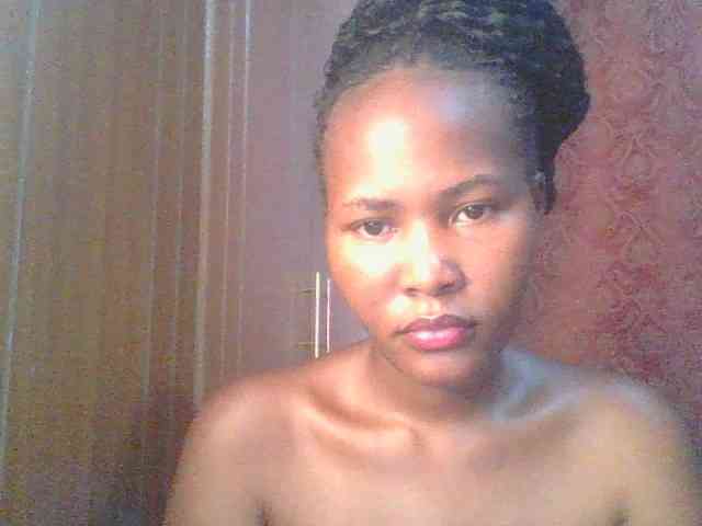 Pretty-thalia1 webcam