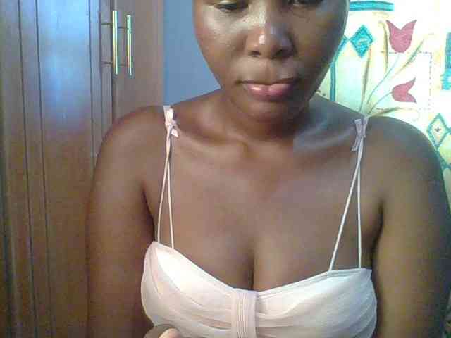 Pretty-thalia1 Pretty-thalia1