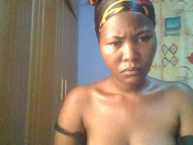 Pretty-thalia1 webcam