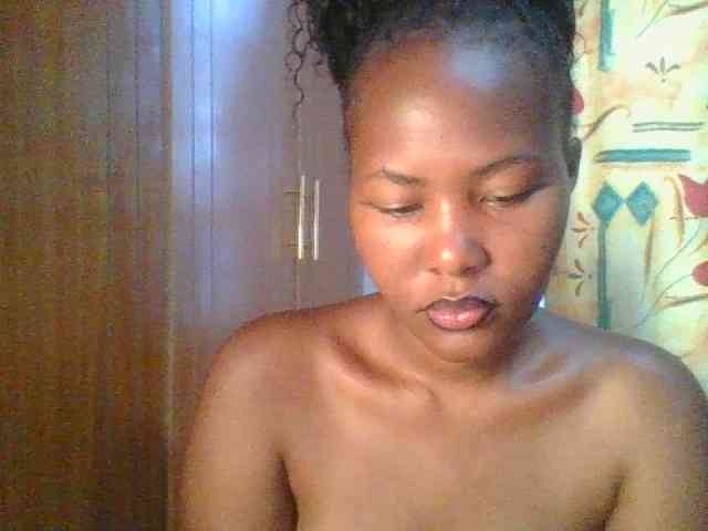 Pretty-thalia1 webcam