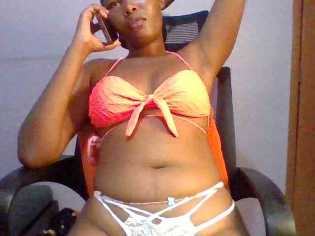 Pretty-thalia1 webcam