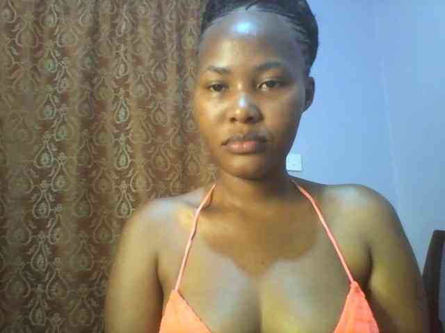 Pretty-thalia1 Pretty-thalia1