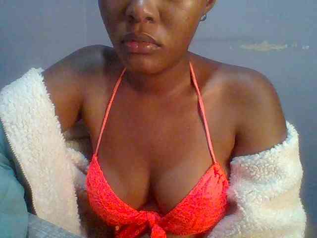 Pretty-thalia1 webcam