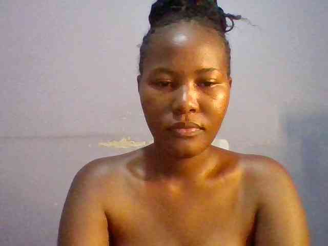 Pretty-thalia1 webcam