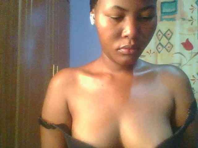 Pretty-thalia1 webcam