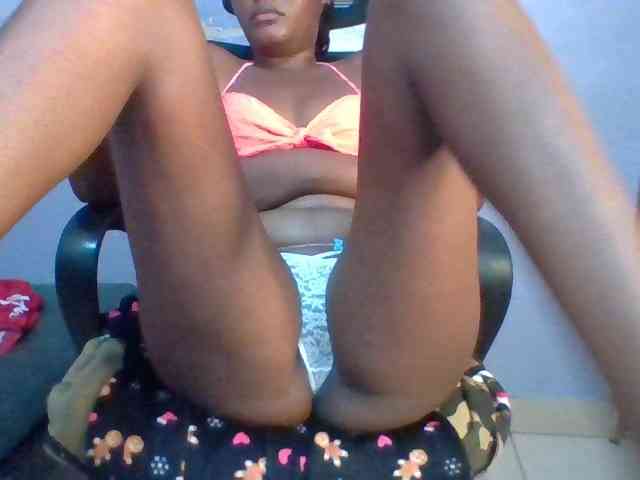 Pretty-thalia1 webcam