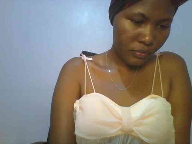 Pretty-thalia1 webcam