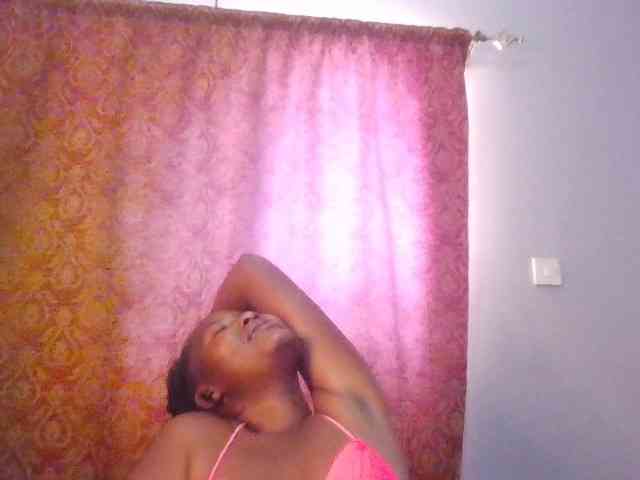 Pretty-thalia1 webcam