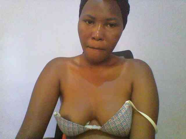 Pretty-thalia1 Pretty-thalia1