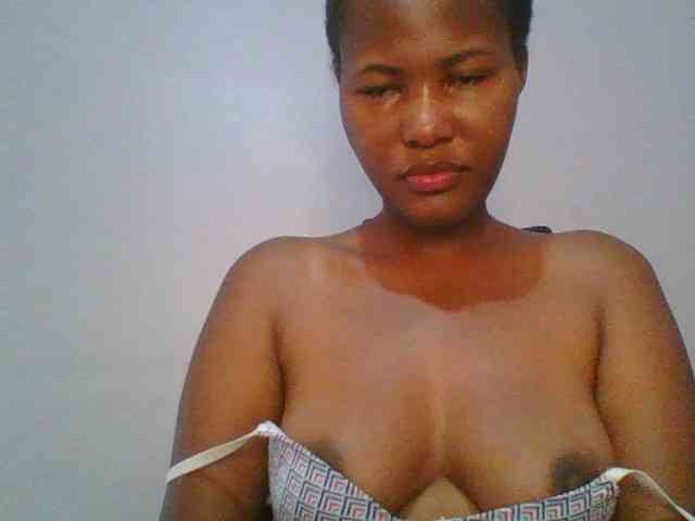 Pretty-thalia1 webcam