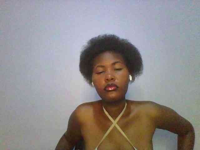 Pretty-thalia1 webcam