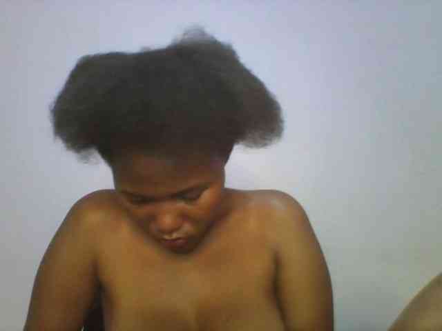 Pretty-thalia1 webcam