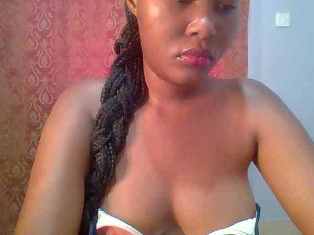 Pretty-thalia1 webcam