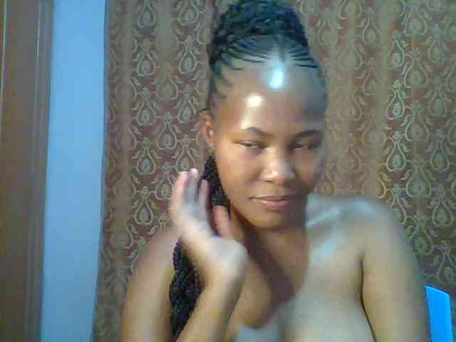 Pretty-thalia1 Pretty-thalia1