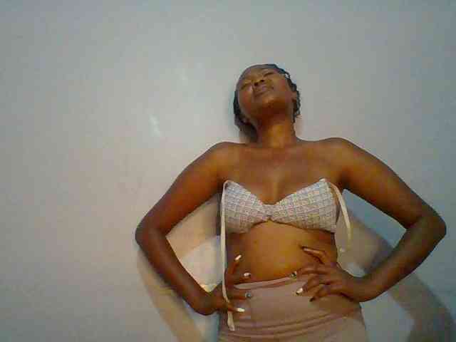 Pretty-thalia1 webcam