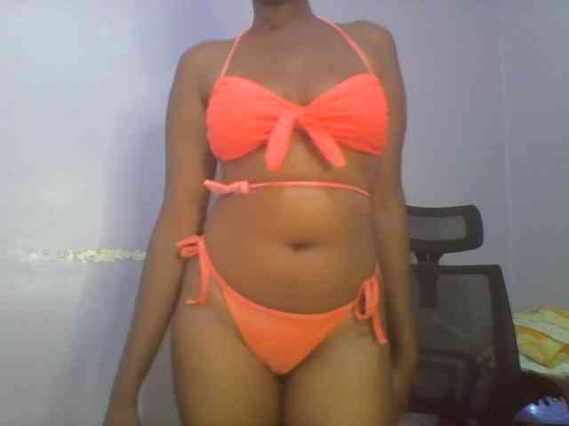 Pretty-thalia1 Pretty-thalia1