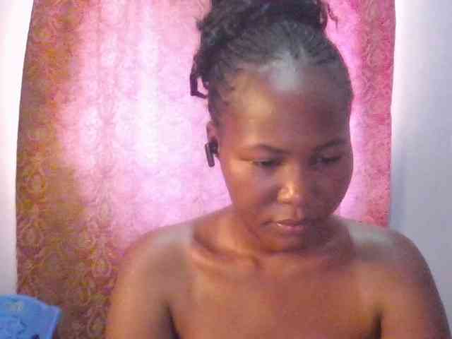 Pretty-thalia1 webcam