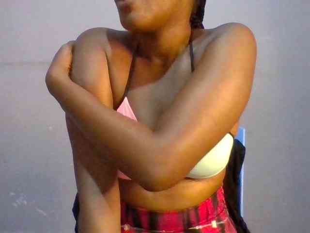 Pretty-thalia1 webcam