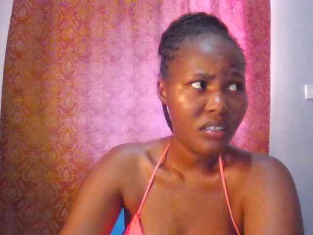 Pretty-thalia1 webcam