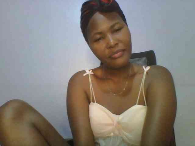 Pretty-thalia1 webcam