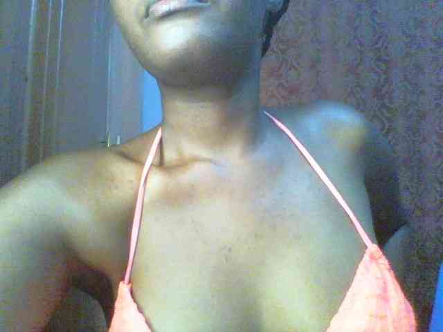 Pretty-thalia1 webcam