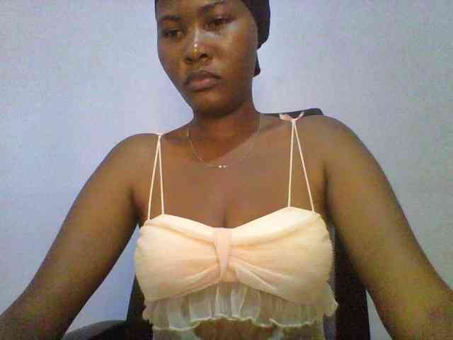 Pretty-thalia1 webcam