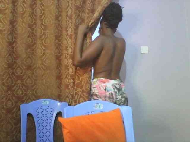 Pretty-thalia1 webcam