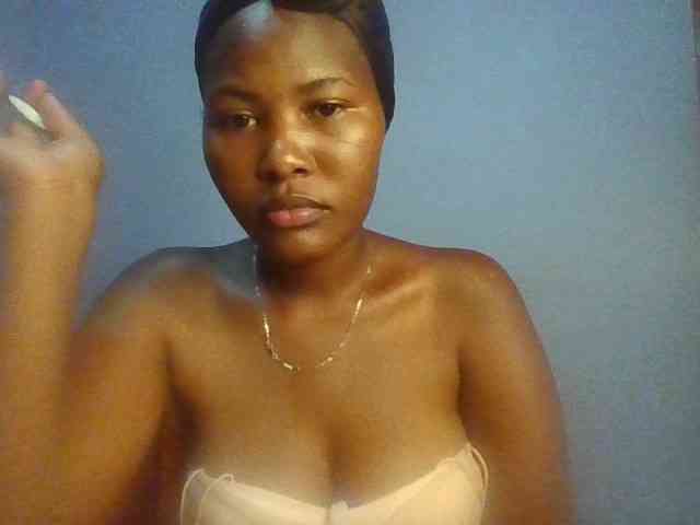 Pretty-thalia1 webcam