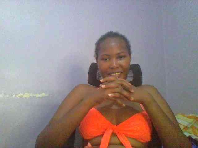 Pretty-thalia1 Pretty-thalia1