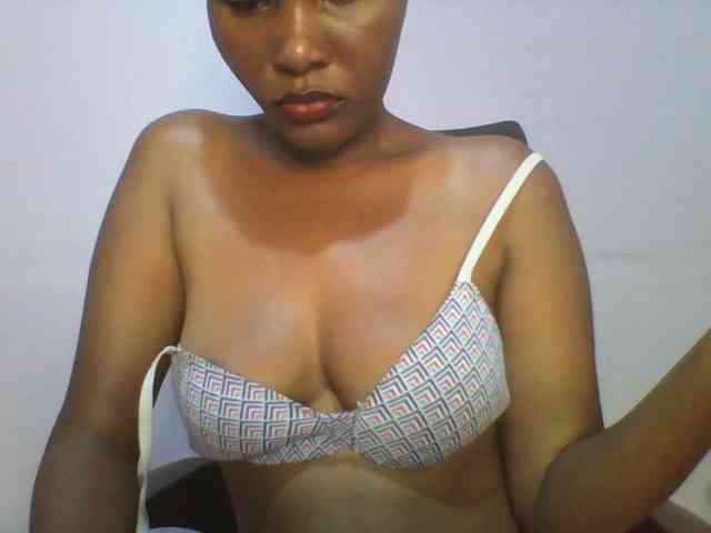 Pretty-thalia1 webcam